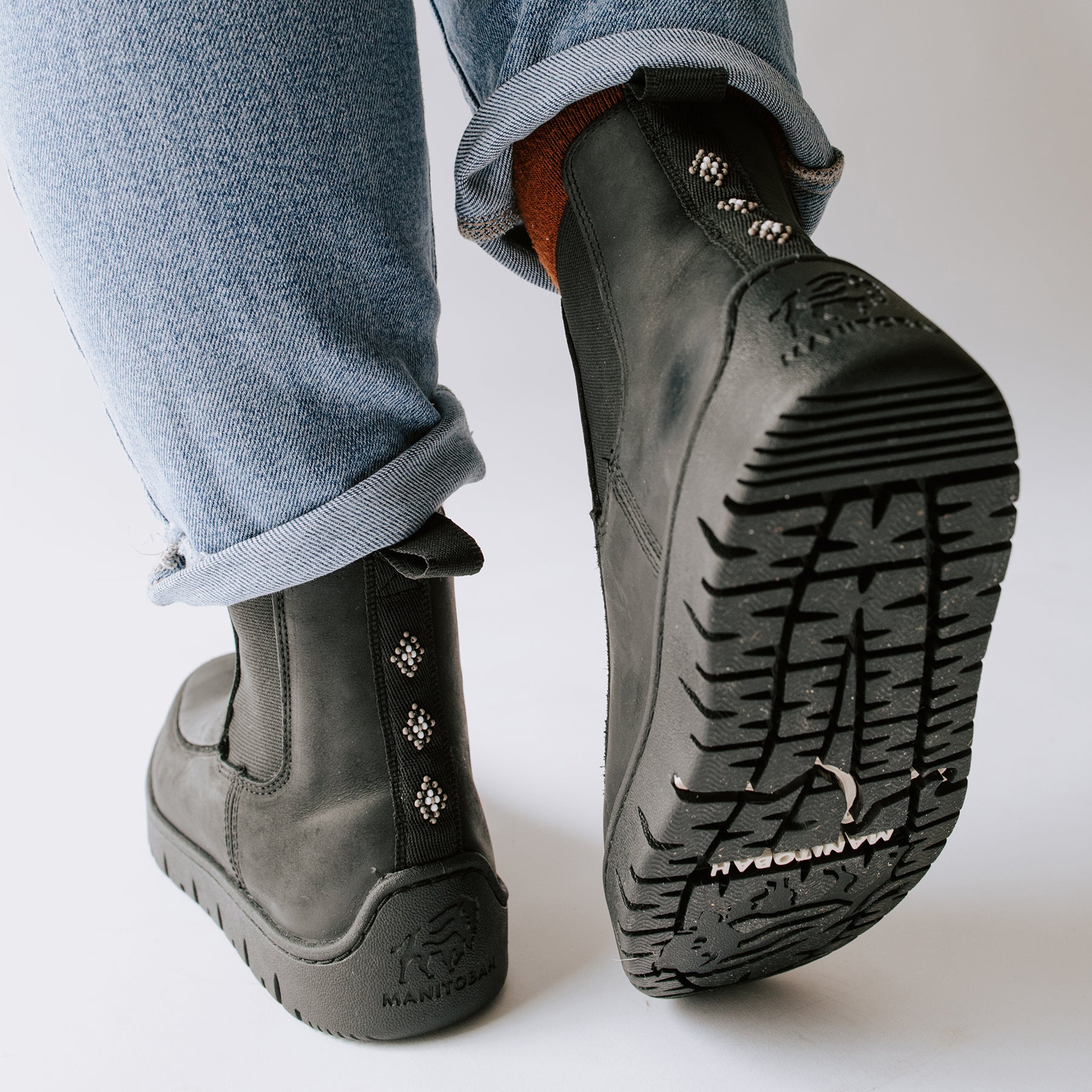 Waterproof Two Rivers Chelsea | Nubuck Boot Manitobah